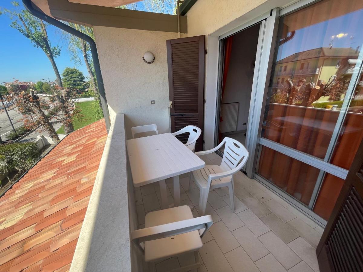 דירות קאורלה Vega Bilocale Con Piscina E Terrazza מראה חיצוני תמונה